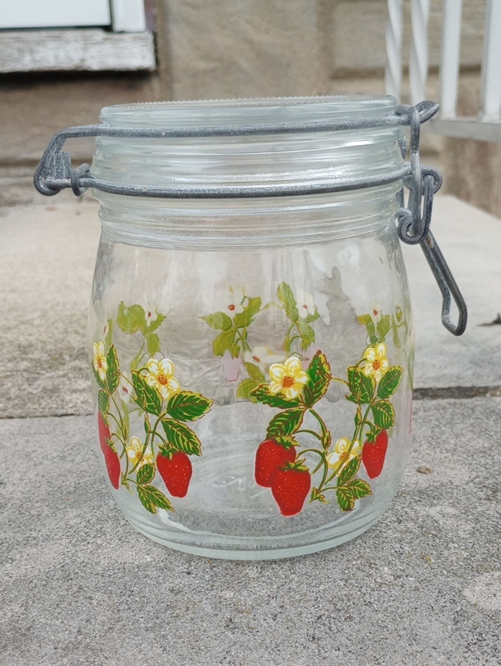 Vintage Glass Strawberry & Floral Canister, 3/4 Liter. Red Green White Yellow
